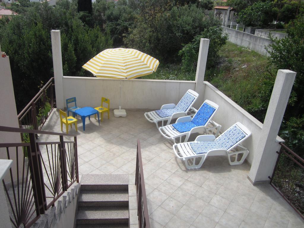 Zigulin Apartment Τρογκίρ Δωμάτιο φωτογραφία